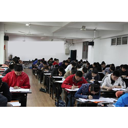 云南公務(wù)員培訓(xùn)機(jī)構(gòu)與精英教育 助力考生成功上岸